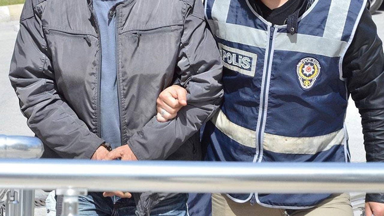 Balıkesir'de Milyonluk Vurgun: 6 Kişi Cezaevine